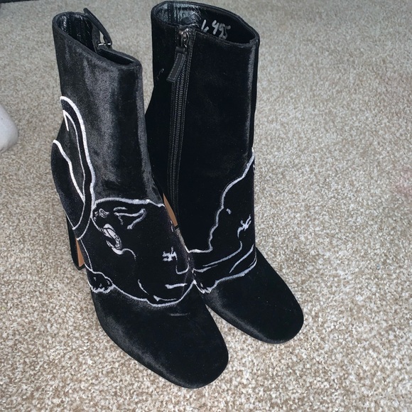Valentino Garavani Shoes - Valentino Garvani size 41